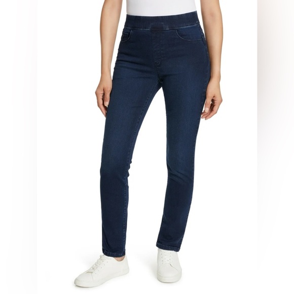Gloria Vanderbilt Avery All-Around Slimming Effect Dark Wash Skinny Jeans - Picture 1 of 4